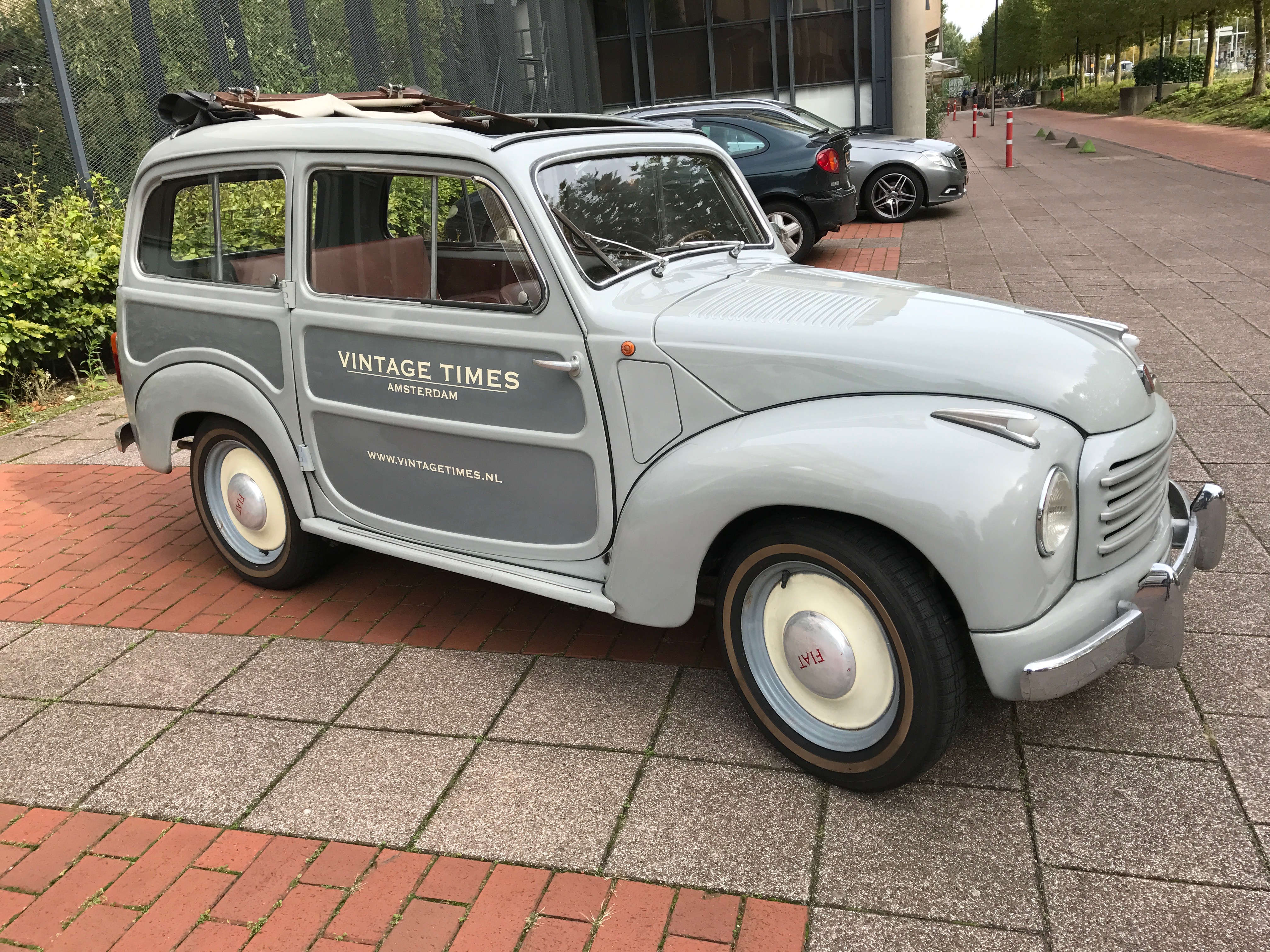 Fiat Topolino Belvedere 500c from 1953 - VINTAGE TIMES AMSTERDAM